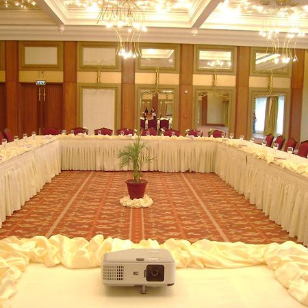 Zaver Pearl Continental, Gwadar Exterior photo