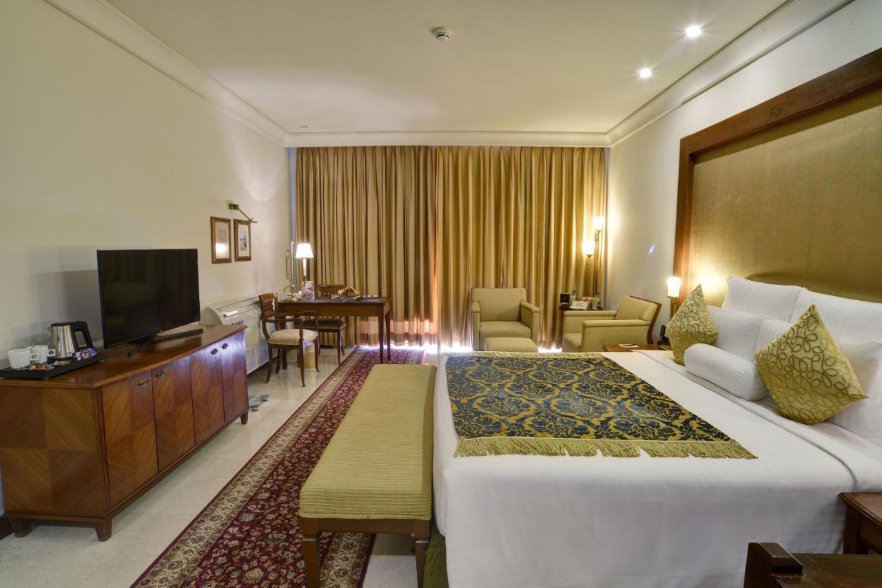 Zaver Pearl Continental, Gwadar Exterior photo