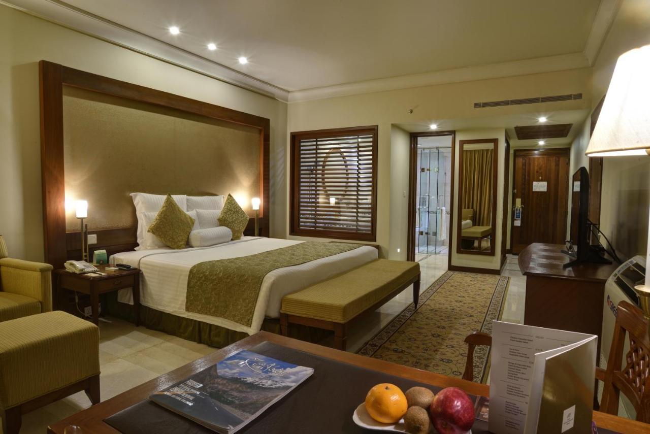 Zaver Pearl Continental, Gwadar Exterior photo