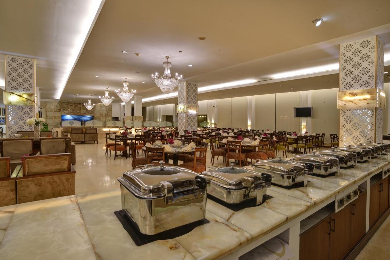 Zaver Pearl Continental, Gwadar Exterior photo