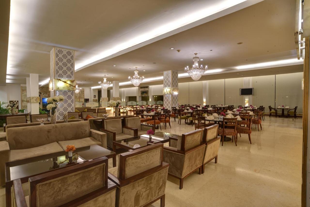 Zaver Pearl Continental, Gwadar Exterior photo