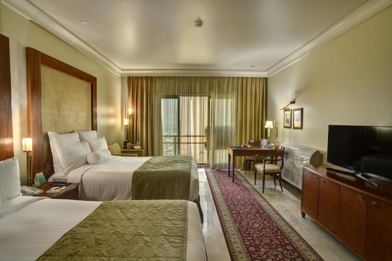 Zaver Pearl Continental, Gwadar Exterior photo