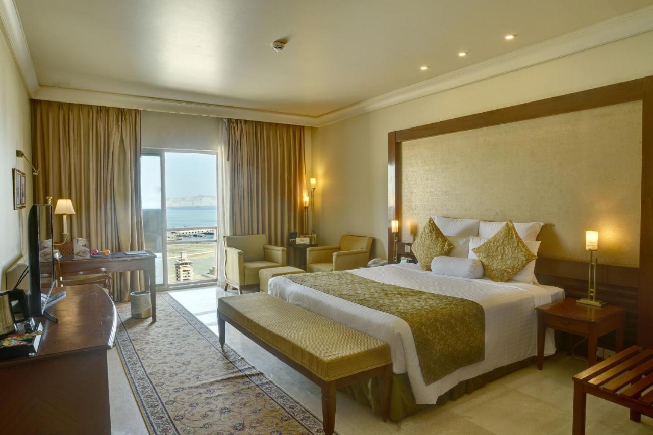 Zaver Pearl Continental, Gwadar Exterior photo