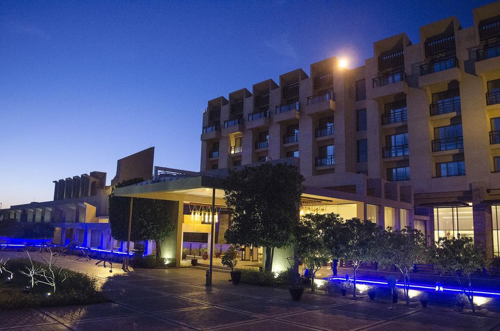 Zaver Pearl Continental, Gwadar Exterior photo
